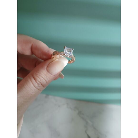 18K Rose Gold Plated Princess-Cut Moissanite Twisted Vine Ring – High Sparkle - Picture 5 of 11